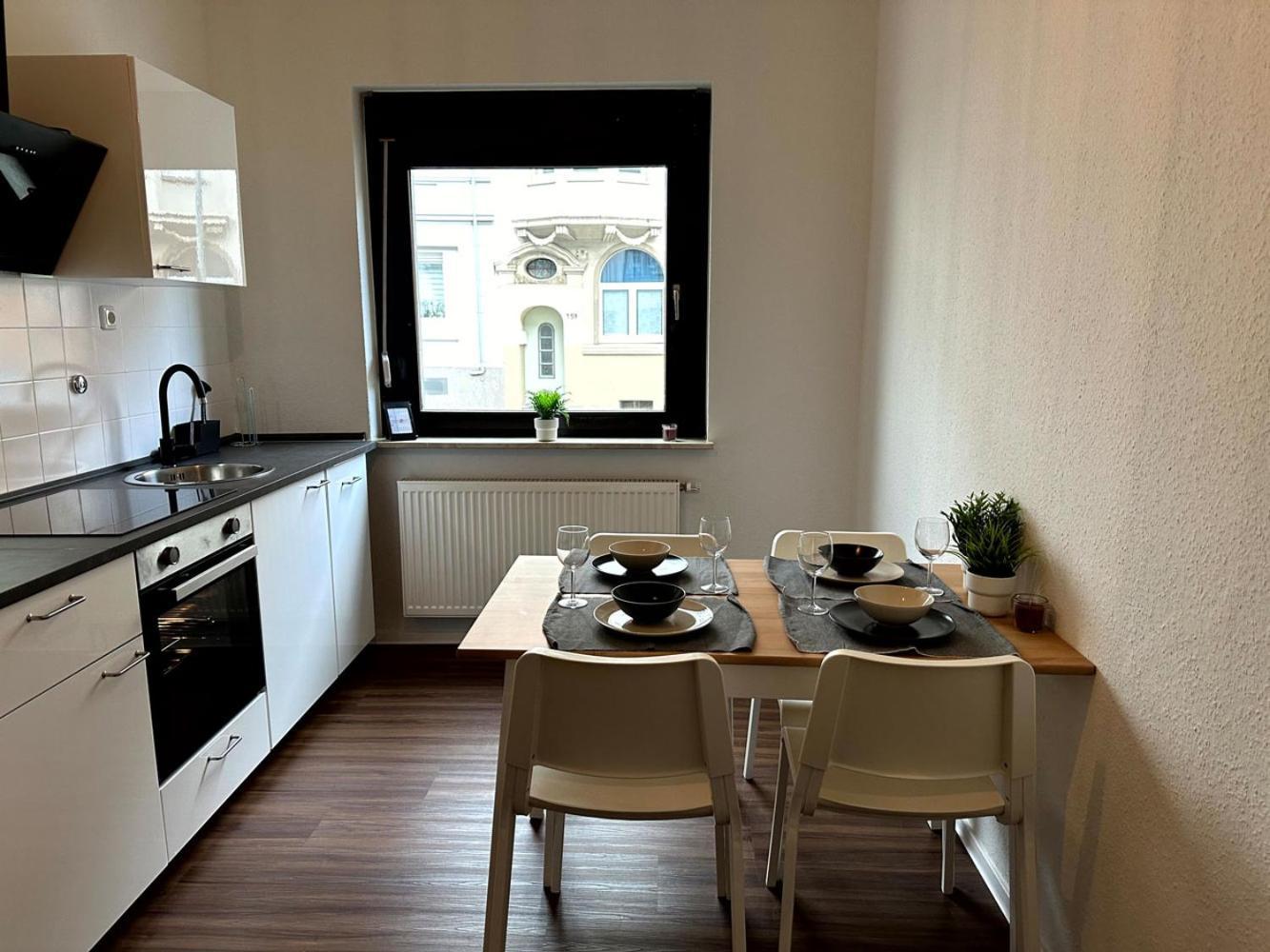Cozy Apartment With Garden In Gelsenkirchen Exterior photo